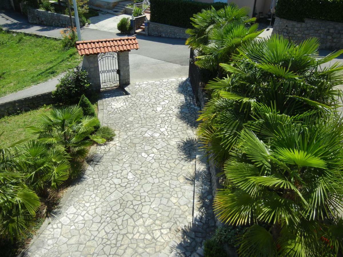 Villa Laurea Lovran Dış mekan fotoğraf
